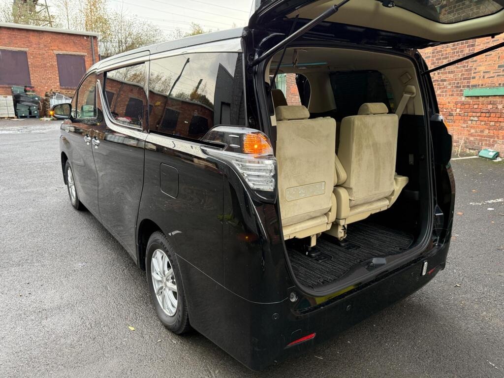 Toyota Alphard Hybrid