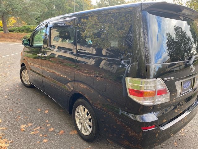 Toyota Alphard Hybrid