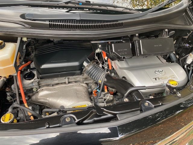 Toyota Alphard Hybrid